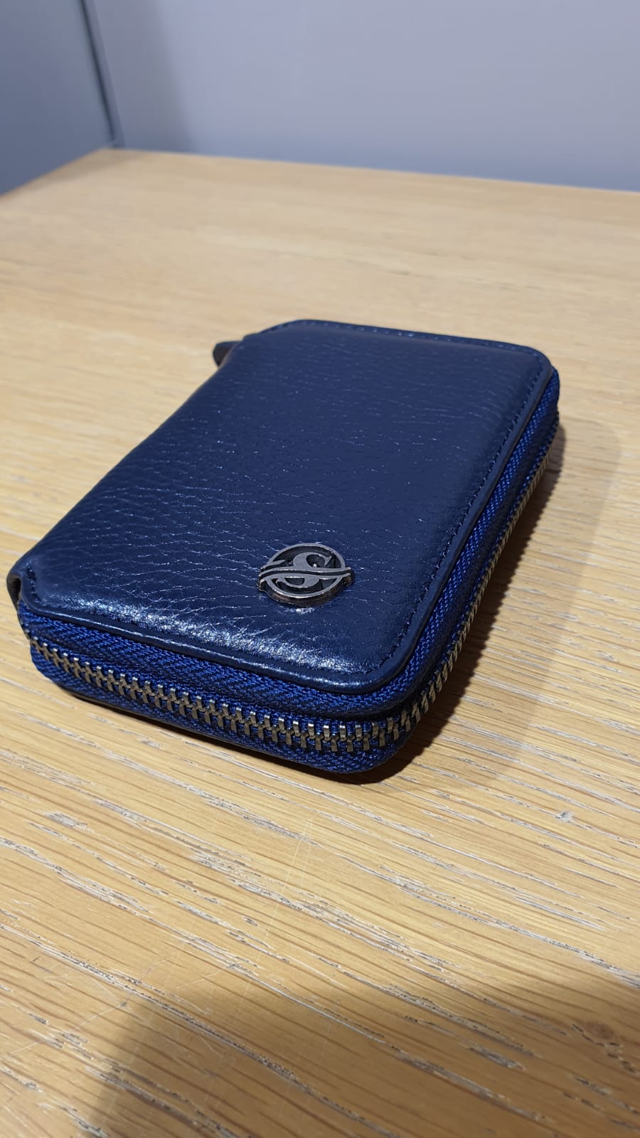 Sardinelli Charlotte Blue Zippered Leather Wallet