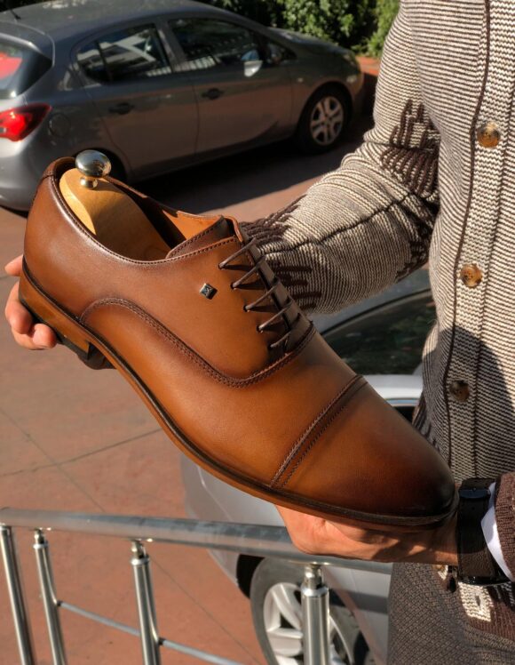 Tan Wholecut Oxfords by SardinelliStore.com with Free Worldwide ShippingBlack Low-Top Skate Sneakers by SardinelliStore.com with Free Worldwide Shipping
