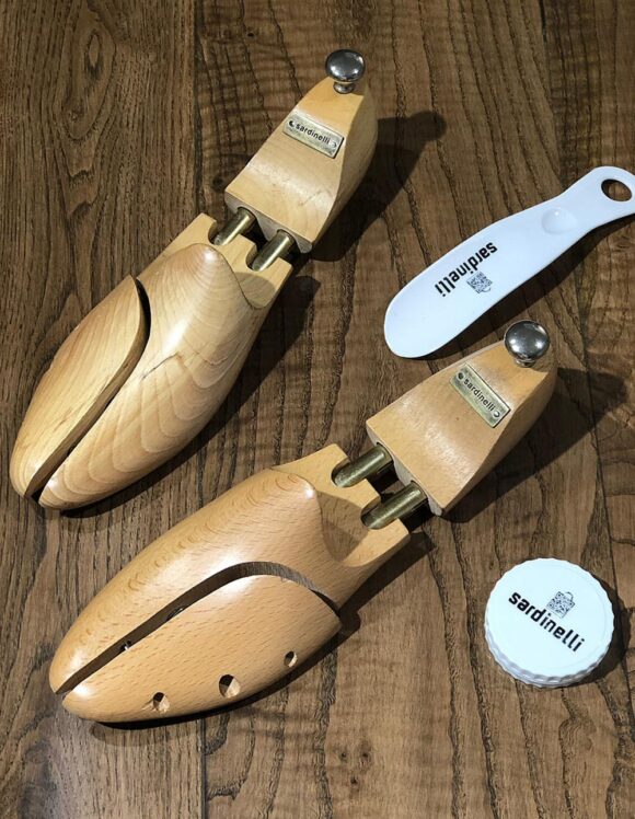 Sardinelli Wales Wooden Shoe Mold (Shoehorn and Shoe polish gift)