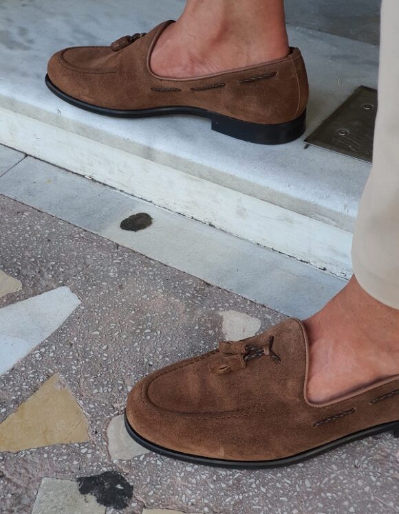 Gent With Bellingham Brown Suede Tassel Loafers